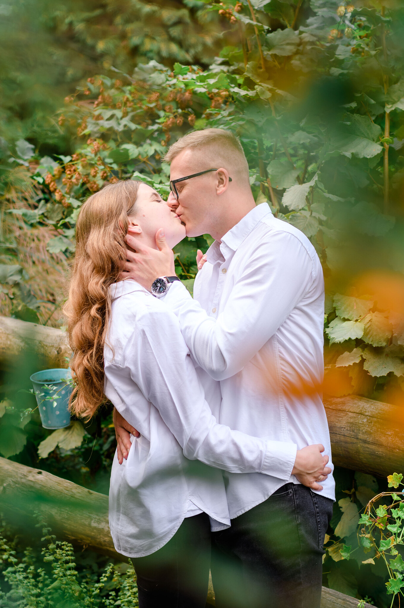 rande fotenie Prešov – romantický bozk páru